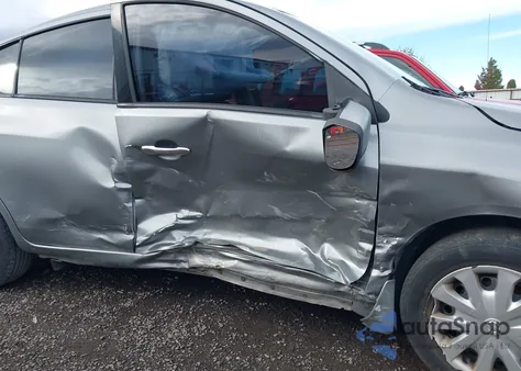 2014 Nissan Versa 1.6 Sv from USA, damaged, VIN 3N1CN7AP5EL822213